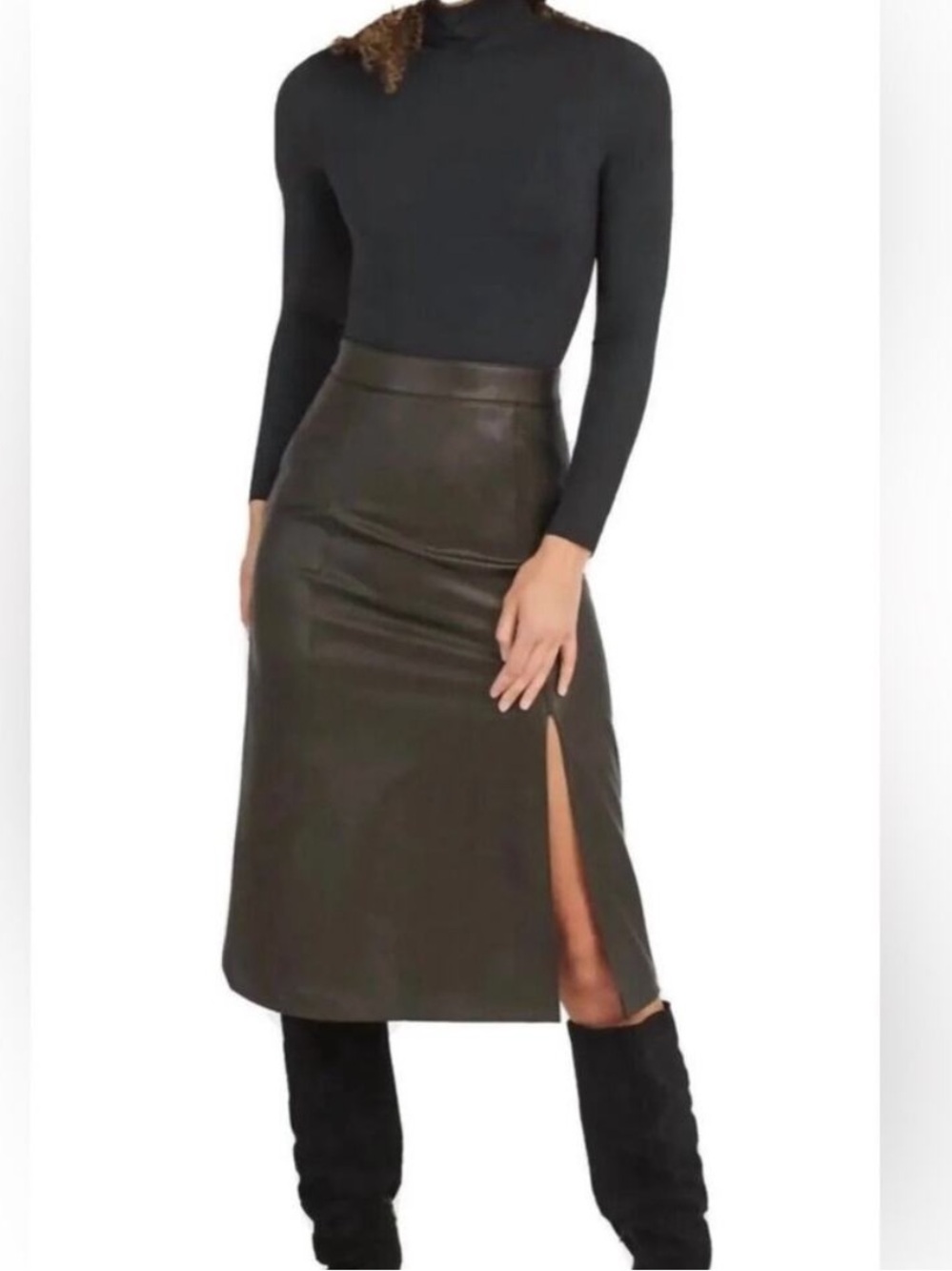 SPANX Faux Leather Pull-On Black Skirt Size Large